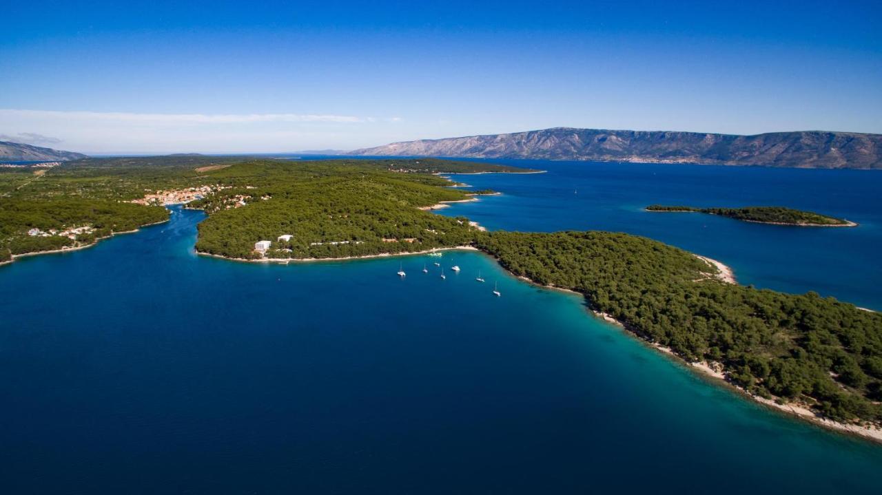 Aminess Younique Senses Resort Врбоска Экстерьер фото